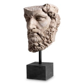Márványból faragott, klasszikus, ókori stílusú, Lucius Verus büszt, fekete fém talapzaton.
